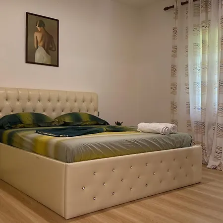 Sea & Serenity Lungomare Apartman *
